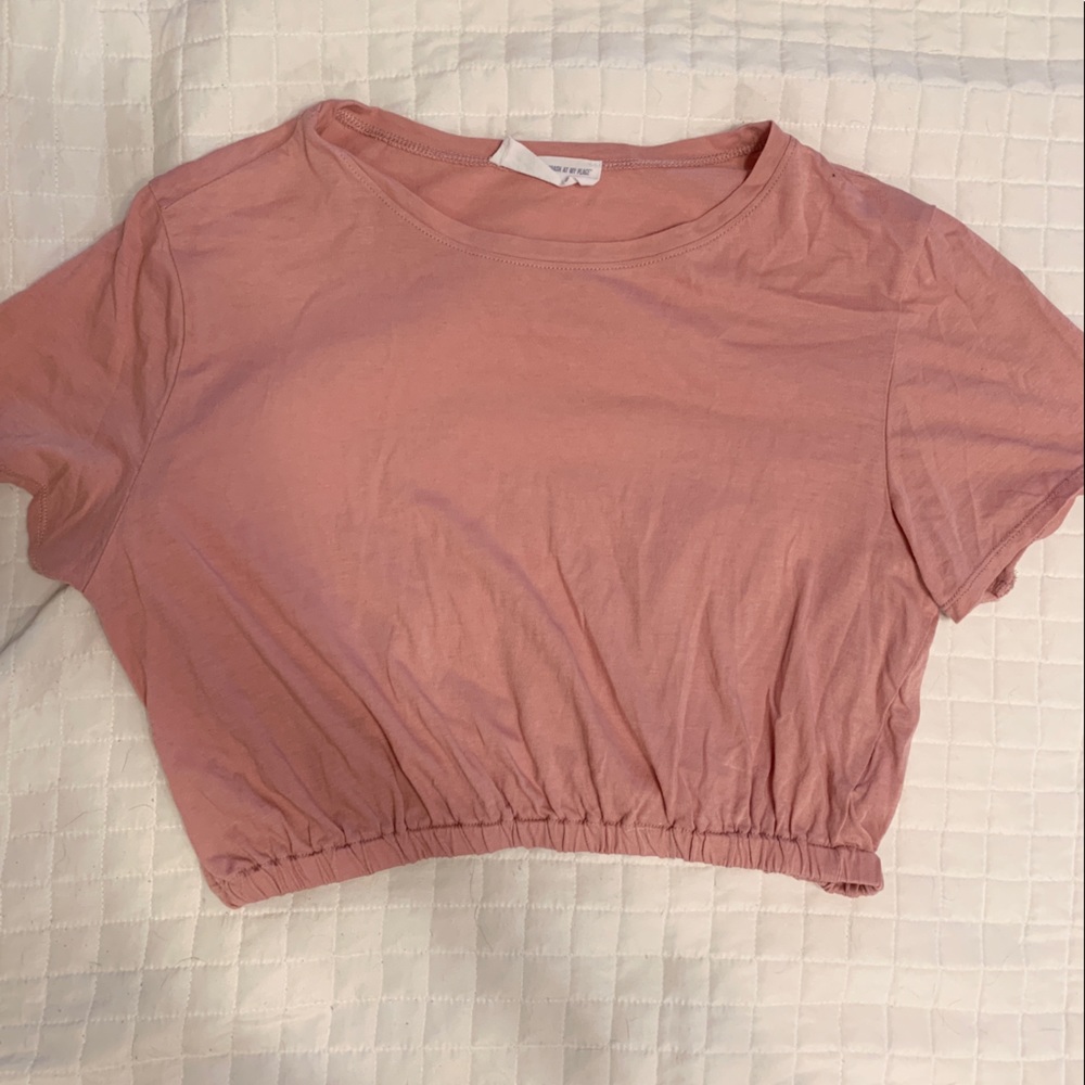 Basic pink crop top
